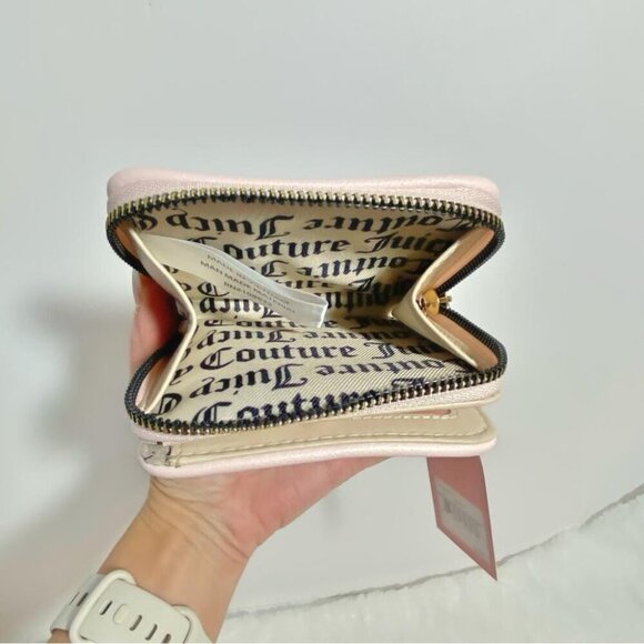 Juicy Couture Queen Of Everything Black w/ Pink Trim Small Zip Around Wallet New - Picture 7 of 7